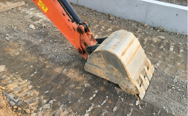 地中埋蔵物確認・整地作業