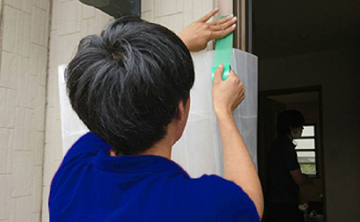 入念な養生で建物・家財を保護