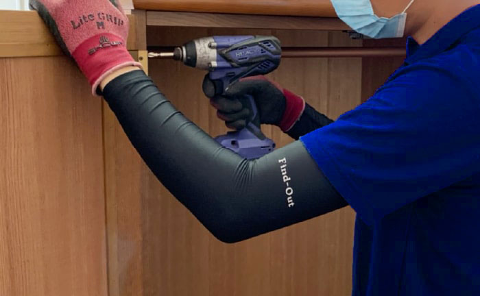 大型家具は小さく分解して搬出